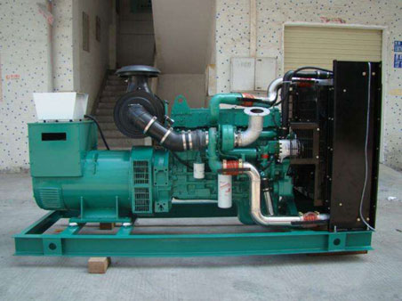 宾川1100kw康明斯柴油发电机组图片 宾川1100kw康明斯柴油发电机组图片